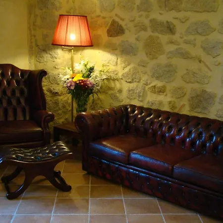 Bed & Breakfast Borgo Tepolini 4*