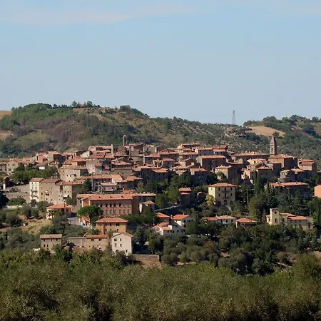 Borgo Tepolini Bed & Breakfast 4*