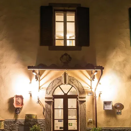 Borgo Tepolini Bed & Breakfast