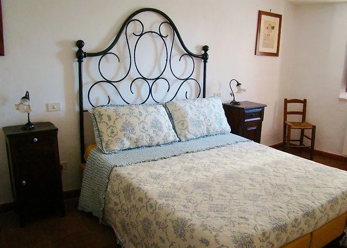 Borgo Tepolini Bed and breakfast 3*