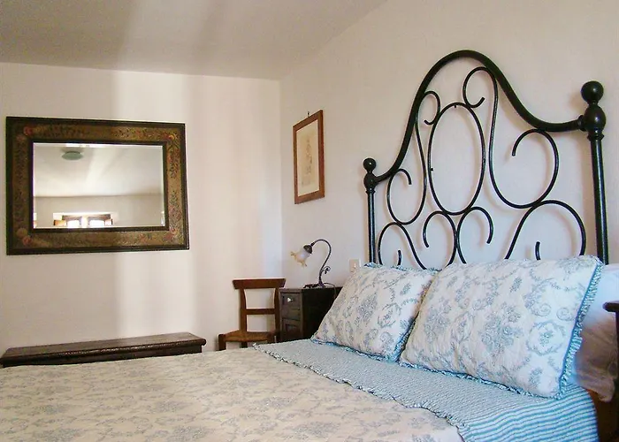 Borgo Tepolini 3* Castel del Piano (Tuscany)