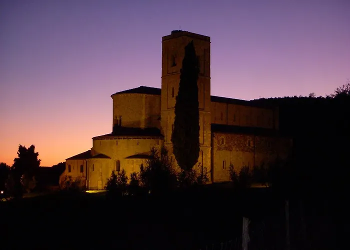 Borgo Tepolini 3* Castel del Piano (Tuscany)