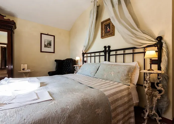 Borgo Tepolini Bed and breakfast 3*